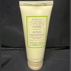Mary Kay satin hands - white tea citrus 3oz